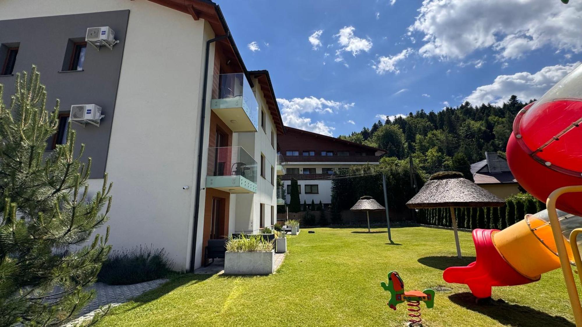 Villa Monica Apartamenty Szczyrk Exteriör bild
